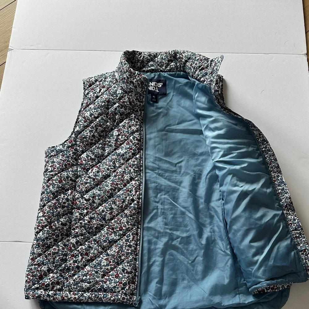 Lands' End Quilted Floral Vest - Blue, White, Burgundy - Picture 2 of 4